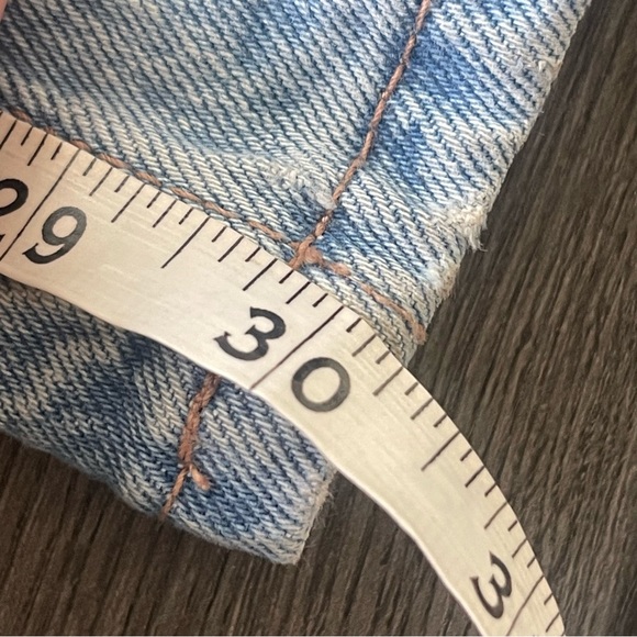 Social Tourist Light Wash Heart Patch Ultra High-Rise Baggy Jeans Sz 25/1Reg Y2K - Picture 8 of 10